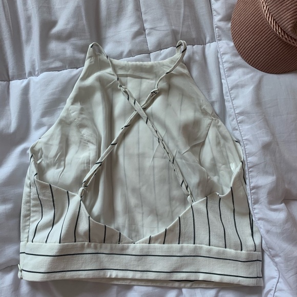 Dynamite crop top size medium - Picture 2 of 2